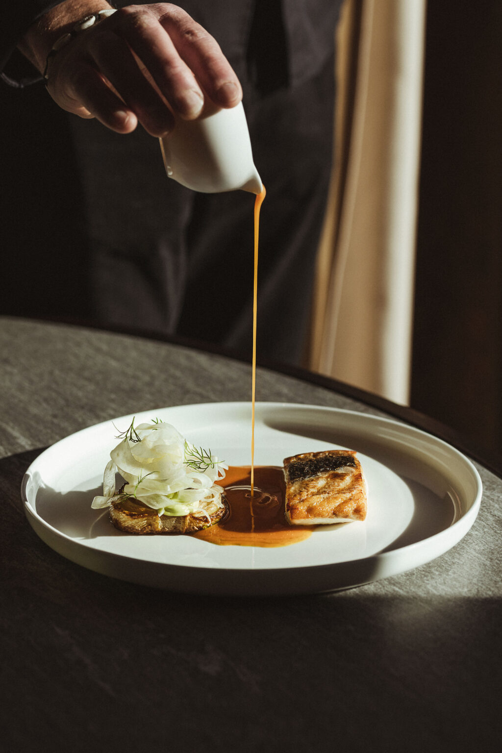 Refined photography for food, wine & places dedicated to the art of living.